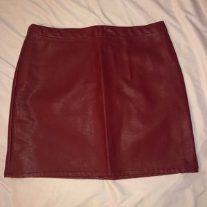 FOREVER 21 faux leather skirt